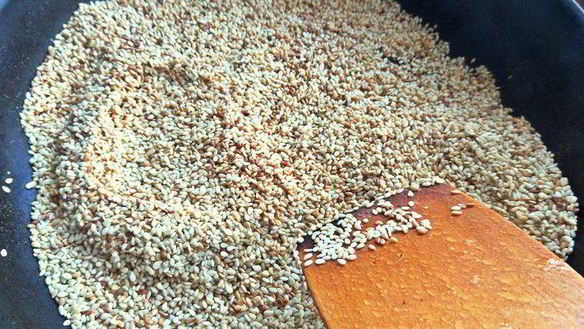 ШАГ 3. свекольно-кунжутное печенье