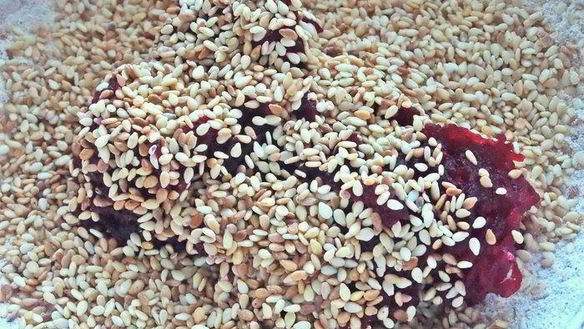 ШАГ 4. свекольно-кунжутное печенье