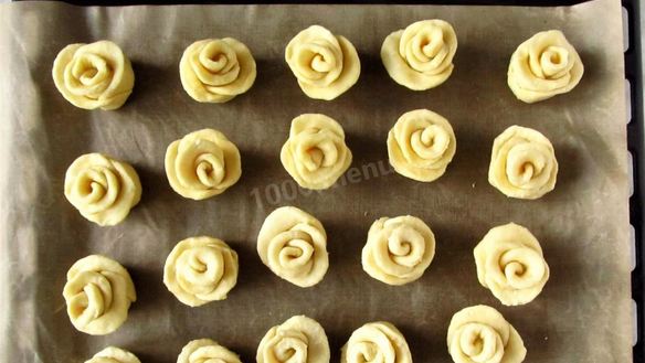 ШАГ 13. творожное печенье розочки