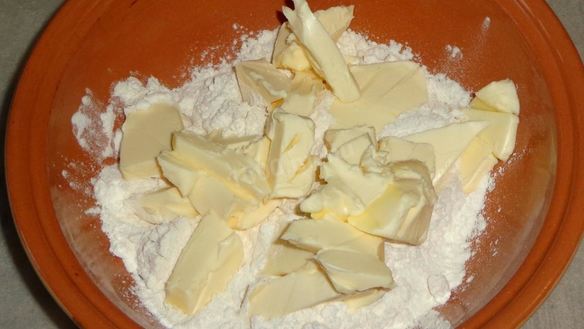 ШАГ 2. вкусные рогалики с творогом