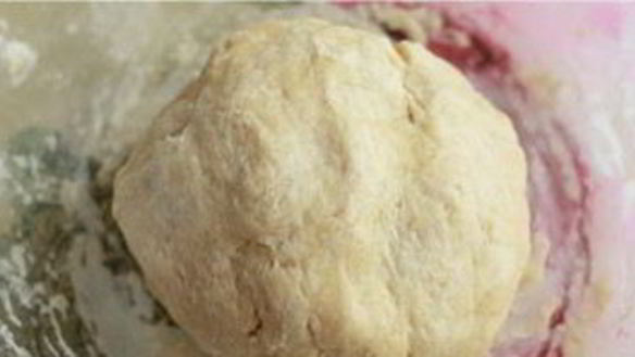 ШАГ 2. бездрожжевой черничный пирог