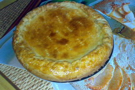 Французский пирог с луком и плавленным сырком