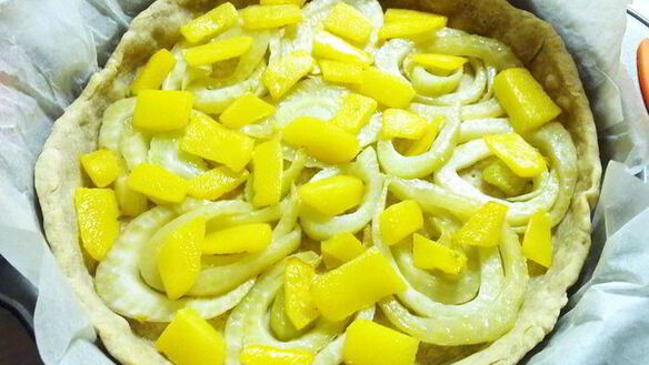 ШАГ 5. киш с фенхелем, цукини и луком