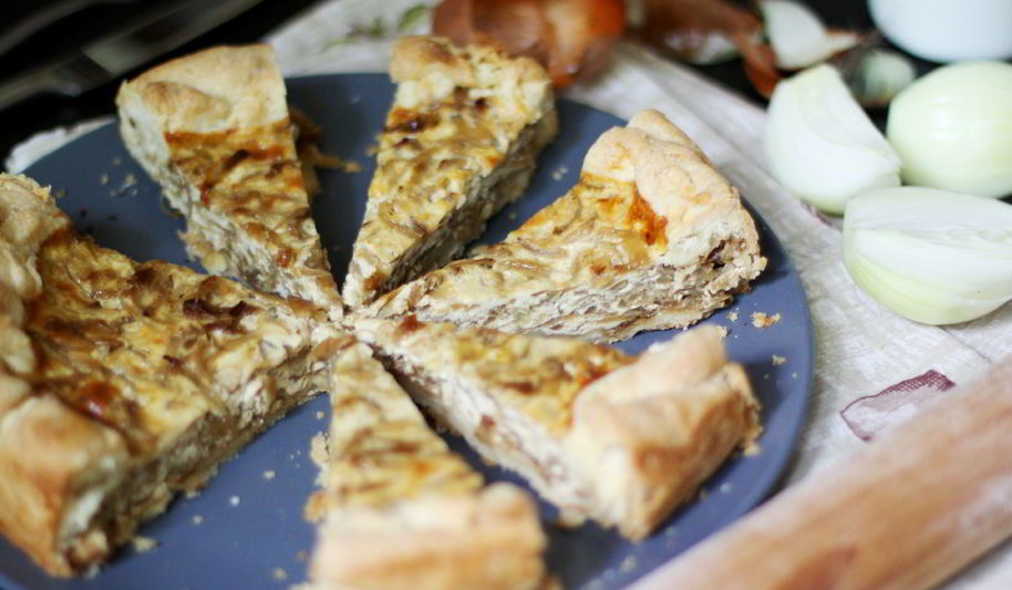 Рецепт луковый пирог по-русски