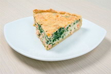 Немецкий пирог с копченым лососем