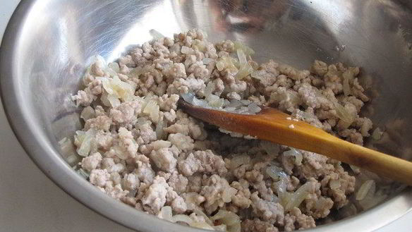 ШАГ 4. открытый пирог с мясом, картофелем и цукини