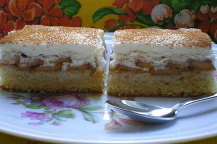 Персиковый пирог с кремом