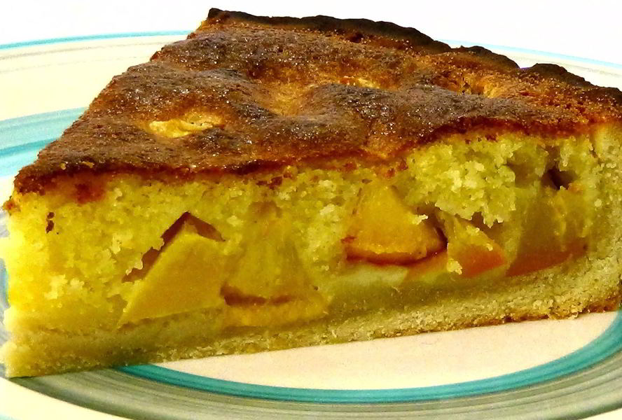 Песочный пирог с персиками