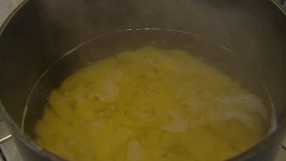 ШАГ 3. пирог из пенне с баклажанами