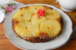 Пирог с ананасами