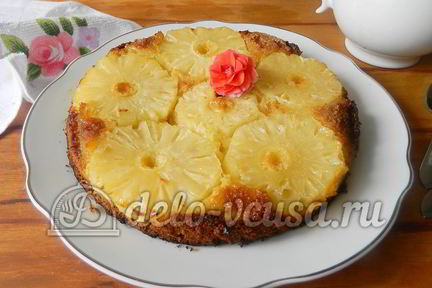 Пирог с ананасами