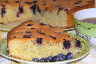 Пирог с голубикой