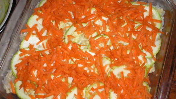 ШАГ 7. пирог с кабачками и фетой на основе из риса