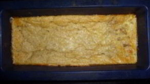 ШАГ 4. пирог с консервой на кефире