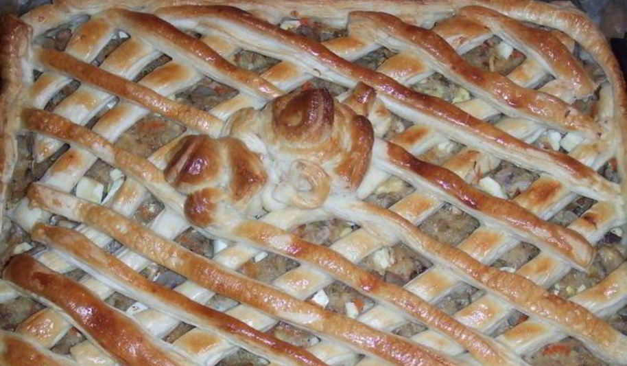 Рецепт пирог с квашеной капустой, луком, грибами и яйцом