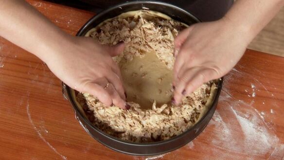 ШАГ 4. пирог с тунцом