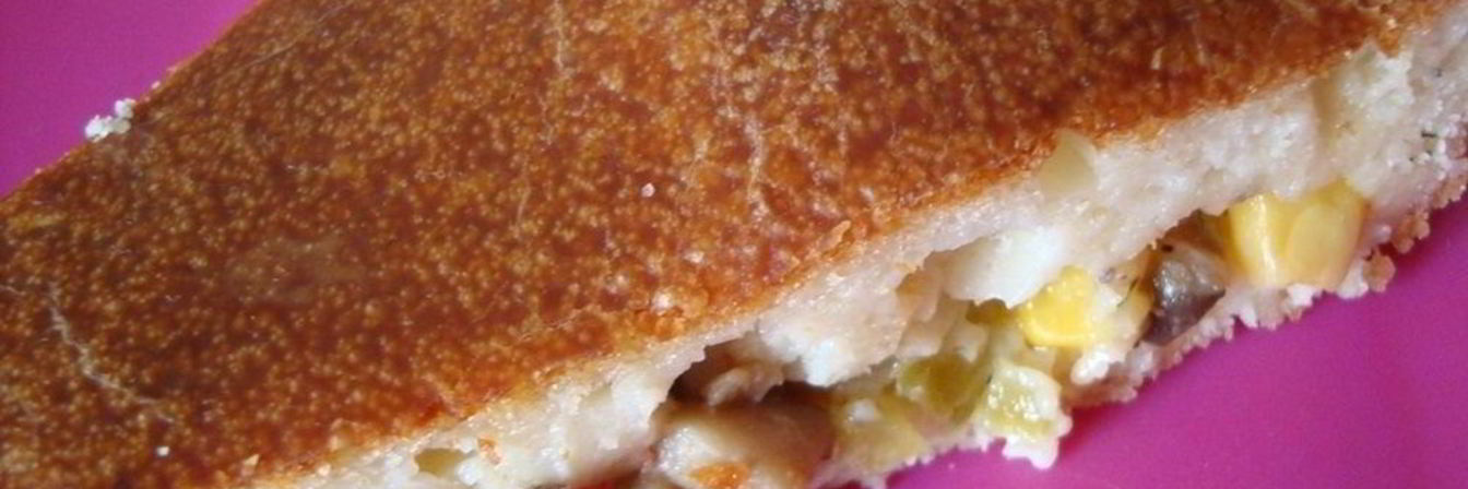 Пирог с вешенками и кукурузой