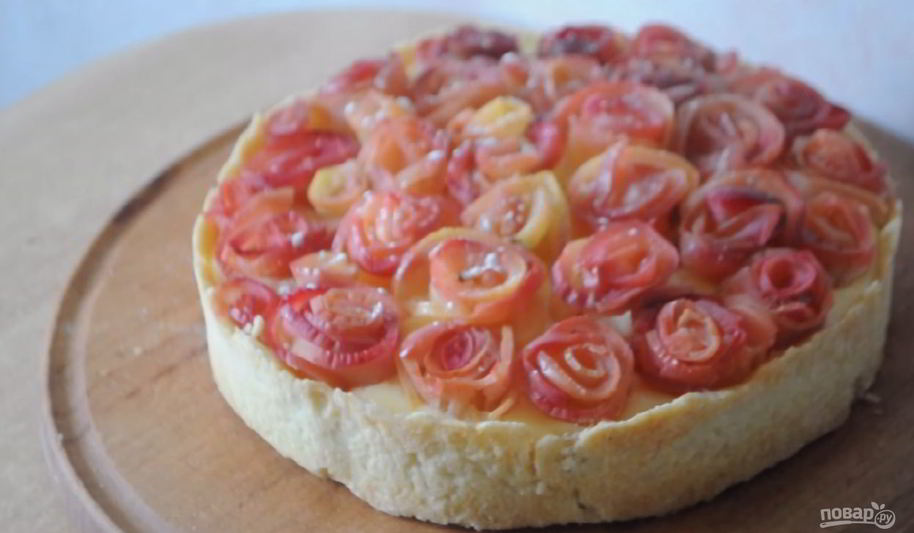 Рецепт пирог с яблочными розами
