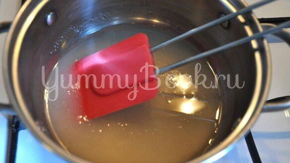 ШАГ 3. пирог с яблоками, карамелью и шоколадом