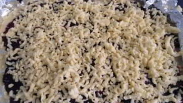 ШАГ 8. тертый пирог со смородиной