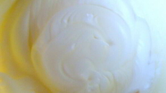 ШАГ 3. творожно-белковый пирог с айвой