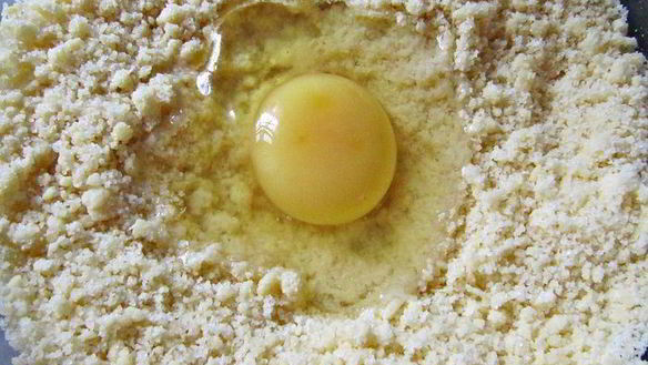 ШАГ 3. творожный пирог с абрикосами глазунья