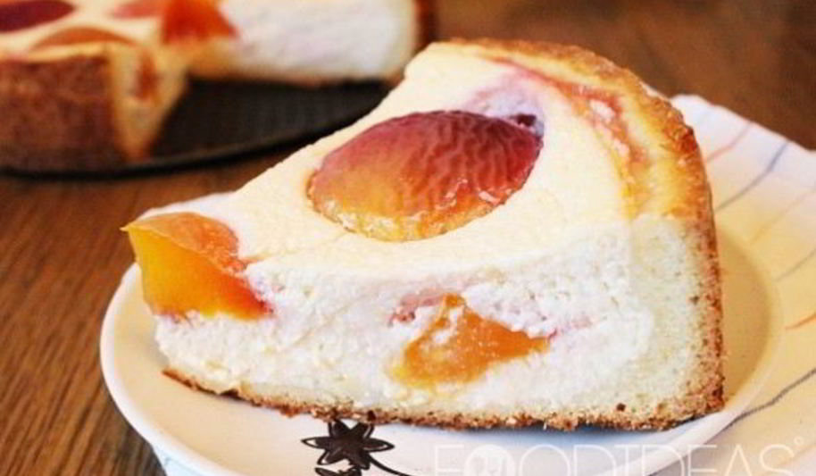 Рецепт творожный пирог с персиками