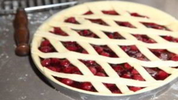 ШАГ 6. вишневый пирог из дрожжевого теста