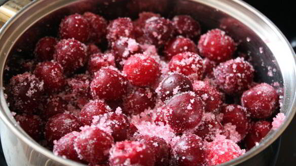 ШАГ 3. вишневый пирог из творожного теста