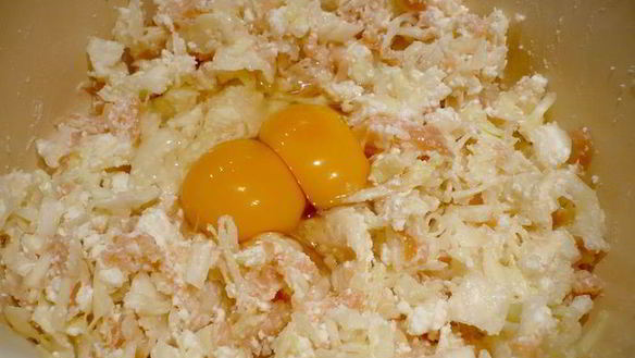 ШАГ 5. вкусный до неприличия пирог с семгой и капустой мечта пастуха