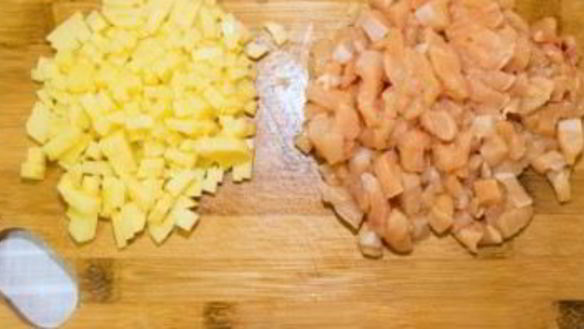 ШАГ 4. заливной пирог с курицей