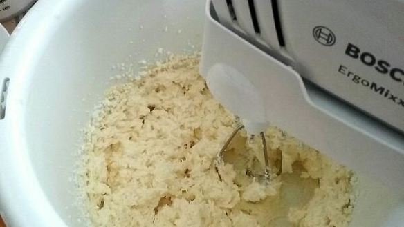 ШАГ 3. заливной пирог с ягодами