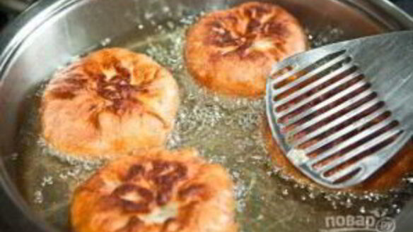 ШАГ 12. бабушкины пирожки с мясом