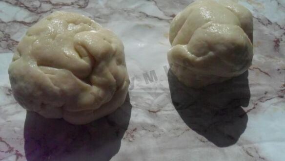 ШАГ 6. дрожжевые пирожки с зеленым луком и яйцом в духовке