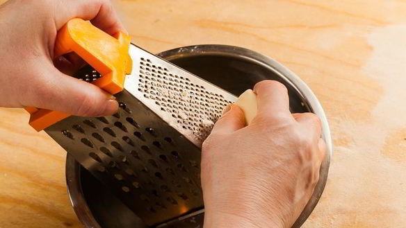 ШАГ 11. кутабы с сыром и тархуном