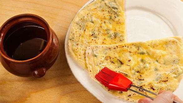 ШАГ 19. кутабы с сыром и тархуном