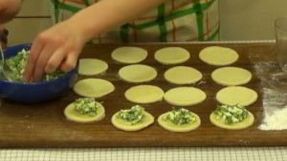 ШАГ 4. пирожки из хрущевского теста