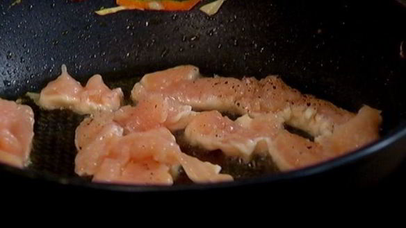 ШАГ 6. пирожки из лаваша с курицей и капустой