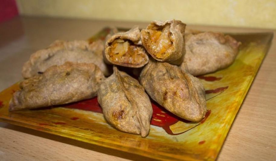 Рецепт пирожки из ржаной муки с капустой в духовке