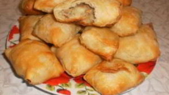 ШАГ 13. пирожки из слоеного теста с грибами и картошкой