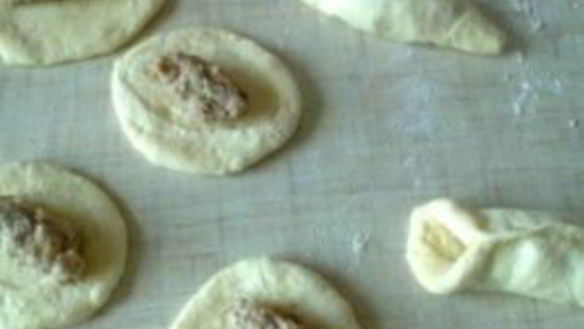 ШАГ 9. пирожки на кефире с мясом