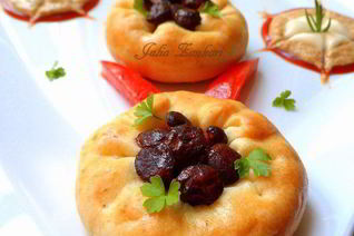 Пирожки с кабачком и лисичками Грибная поляна