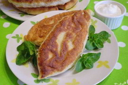 Пирожки с капустой и грибами жареные