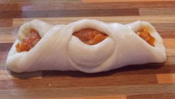 ШАГ 8. пирожки с курагой в духовке