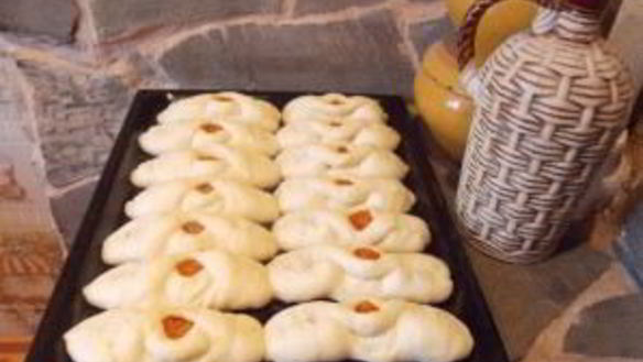 ШАГ 10. пирожки с курагой в духовке