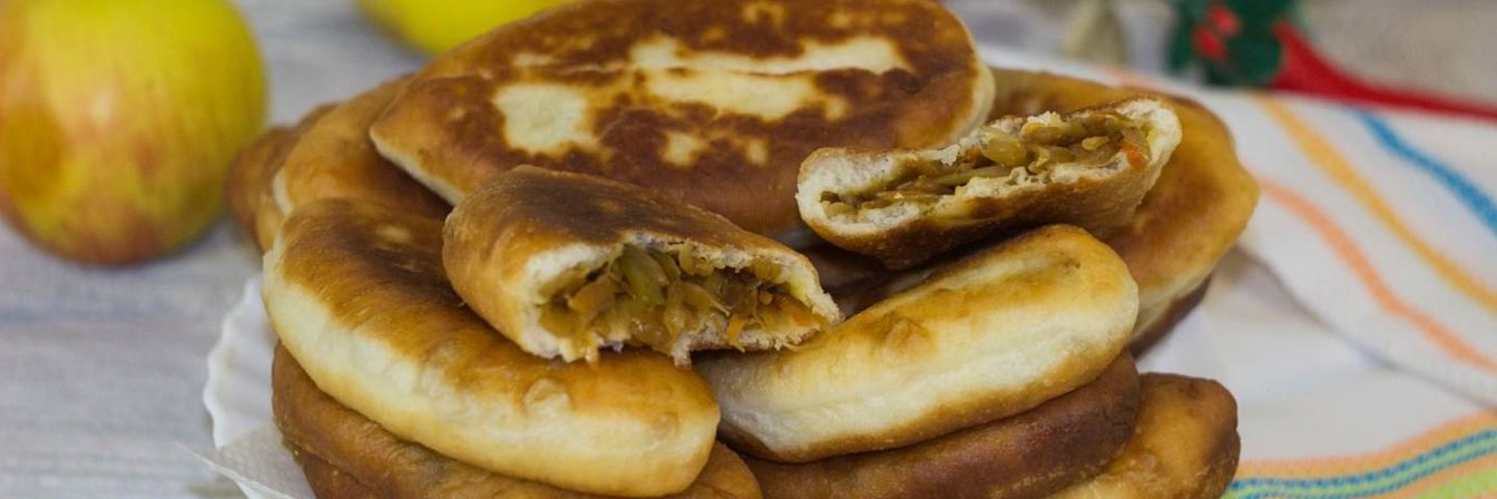 Пирожки с квашеной капустой жареные