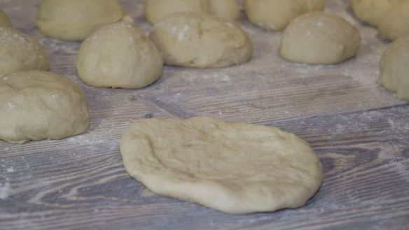 ШАГ 17. пирожки с квашеной капустой жареные