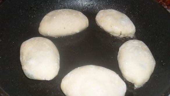 ШАГ 10. пирожки с мясом и грибами