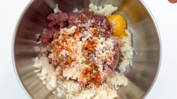 ШАГ 4. пирожки с мясом из слоеного теста в духовке