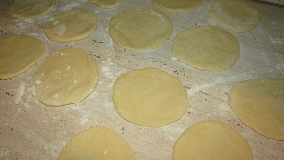 ШАГ 2. пирожки с начинкой